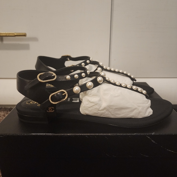 ‼️SOLD‼️Chanel Sandals - Picture 6 of 6